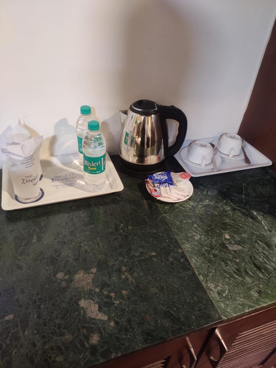Hotel Imperial Executive Ludhiana Buitenkant foto